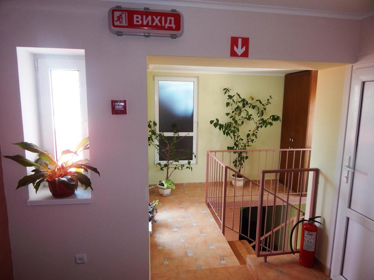 Hotel Zelenyi Klyn Ivano-Frankivsk Buitenkant foto